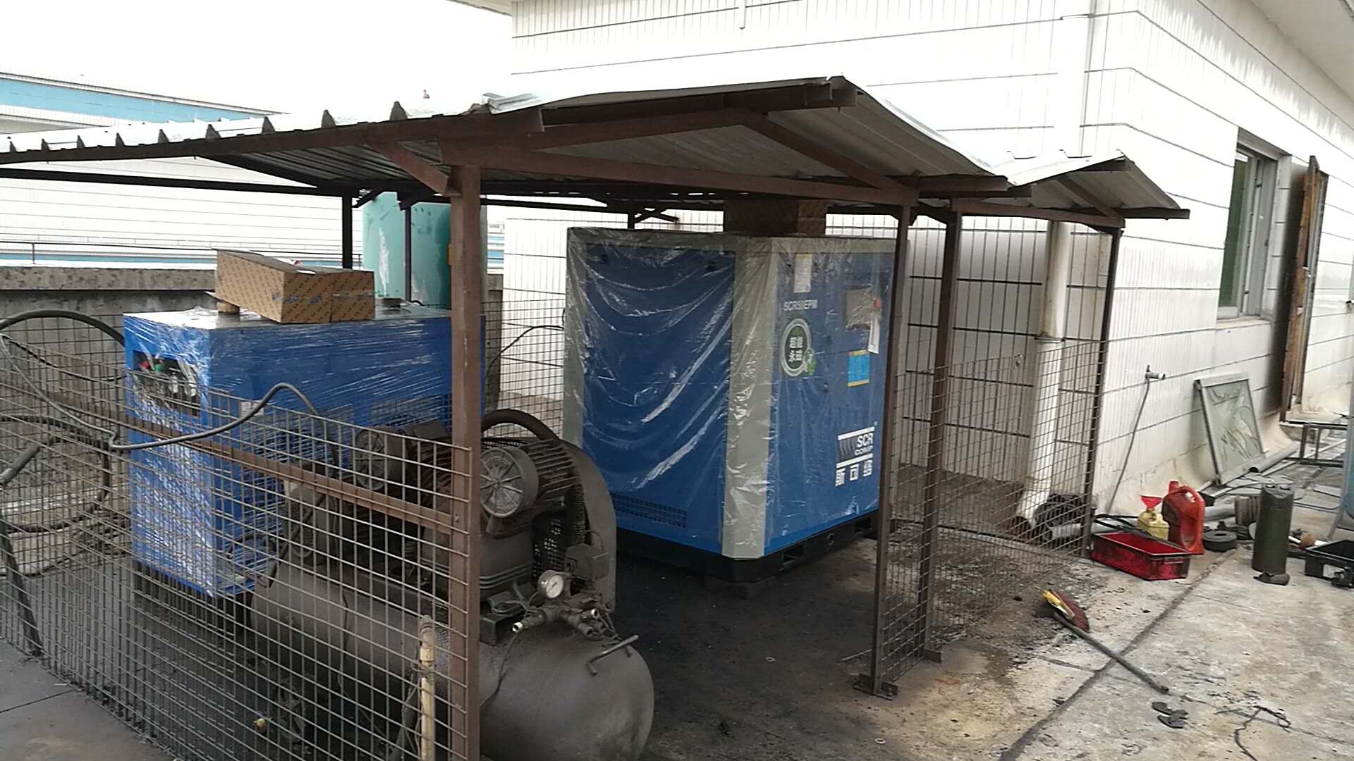 變頻螺桿空壓機(jī)