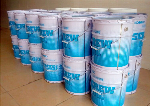 使用螺桿空壓機(jī)潤滑油容易出現(xiàn)的兩個誤區(qū)