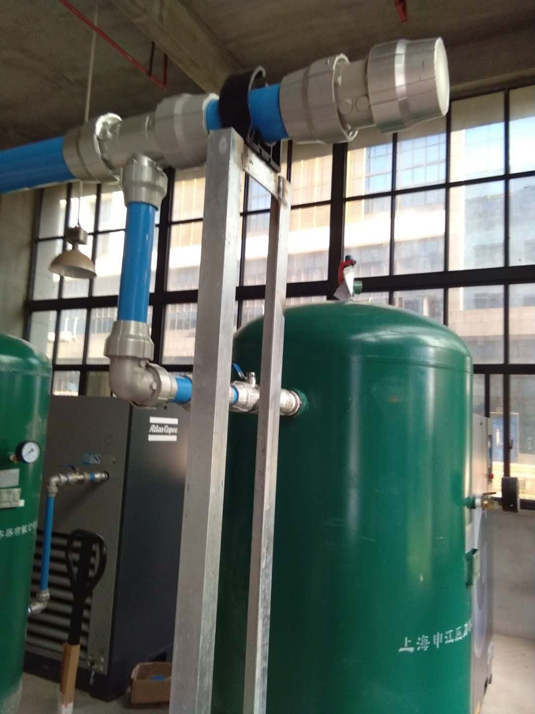 德邦空壓機(jī)廠家告訴您如何防范空壓機(jī)儲(chǔ)氣罐爆炸事故